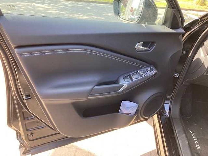 Nissan Juke Tekna Hybrid Kamera LED Apple CarPlay Android Auto